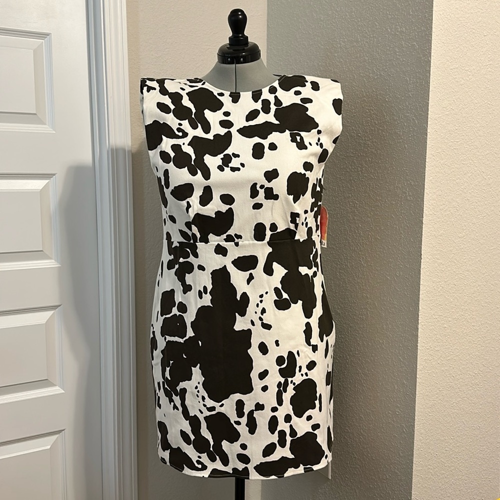 Arula cow print dress. Size “A” - equivalent to 1X